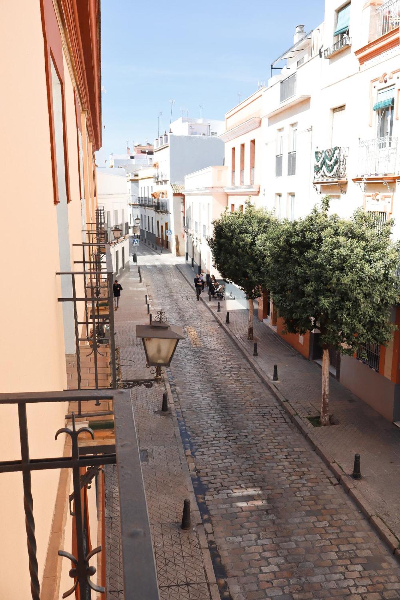 Monkeys Apartments Lumbreras Deluxe Seville Ngoại thất bức ảnh